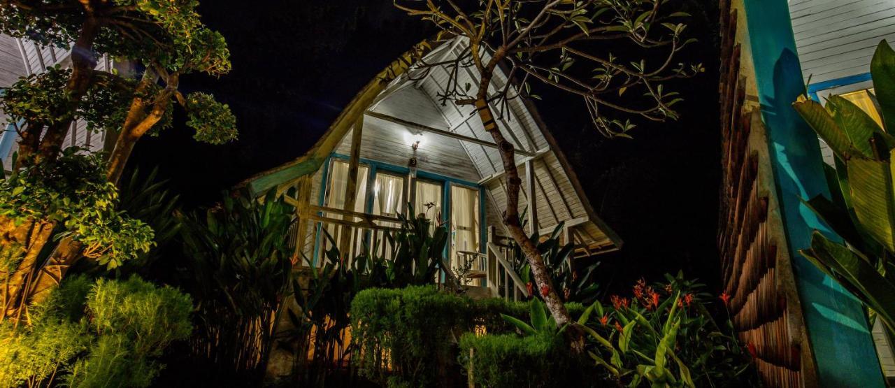 Bakung Cozy Cottage Batununggul Exterior photo